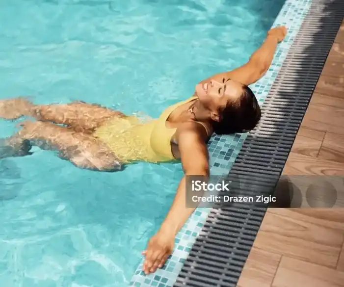 outdoor-pool